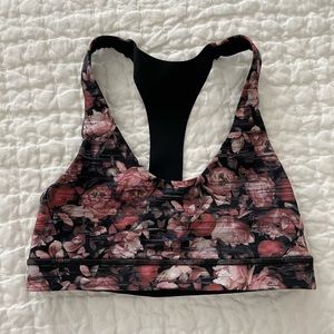 Lululemon multicolored flower sports bra 🌸